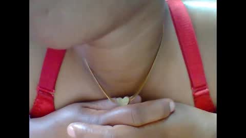 loveinlife750427 online show from December 17, 3:11 am