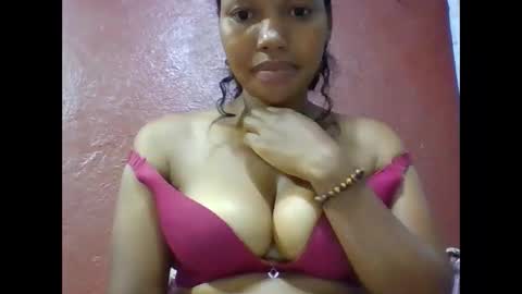 loveinlife750427 online show from February 22, 2:07 pm