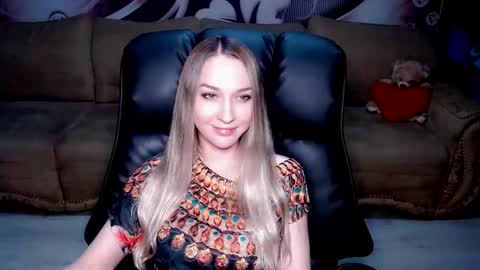 private open online show from October 15, 4:31 pm
