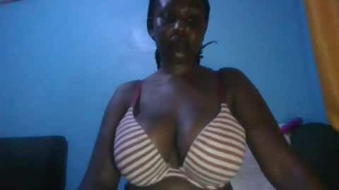 lovely_ebonysweet online show from June 13, 11:57 pm