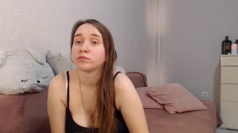 Lovely Hayley online show from February 17, 9:00 pm