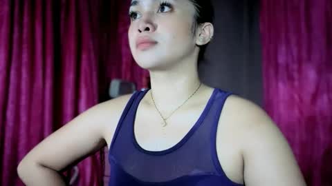 LOVE online show from April 30, 11:15 am