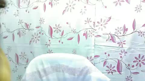 lovely_lady79 online show from February 24, 1:55 am