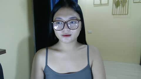 Snapshot of lovely_laura09 chatting on March 11, 10:31 pm Lovely Laura online show from March 11, 10:31 pm