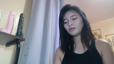 Snapshot of lovely_laura09 chatting on September 15, 7:38 am Lovely Laura online show from September 15, 7:38 am