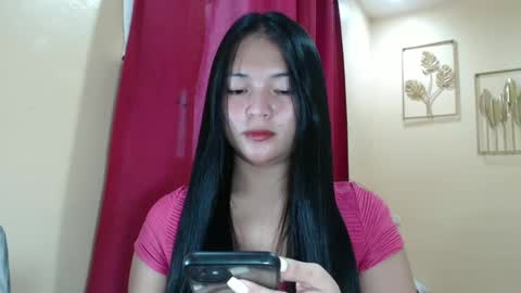 Snapshot of lovely_laura09 chatting on February 12, 6:51 am Lovely Laura online show from February 12, 6:51 am