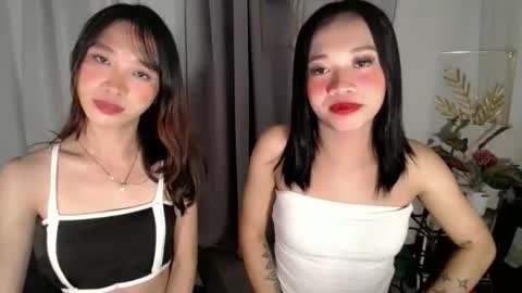 lovely_lianne online show from December 14, 8:03 pm
