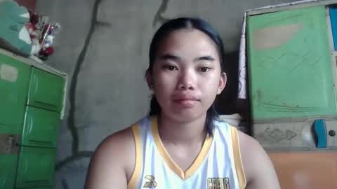 lovely_marie572336 online show from April 4, 11:36 pm