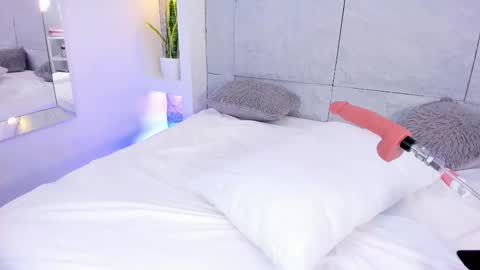 Lovely online show from March 26, 5:36 pm