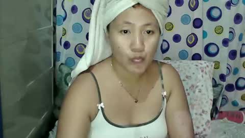 Snapshot of lovelyladylynxxx chatting on September 14, 10:24 am LocwlyLSYlYNXXX online show from September 14, 10:24 am