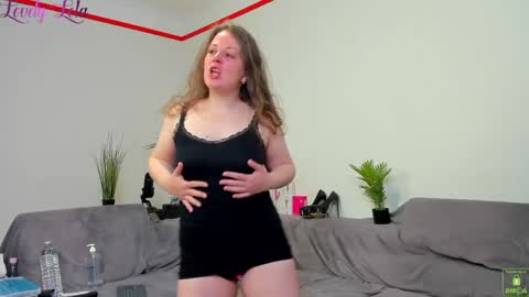 Lola online show from May 1, 11:08 pm