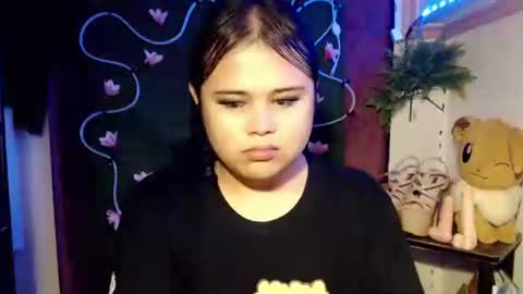 lovely online show from November 14, 5:02 pm