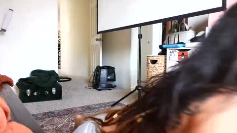 lovelyxmacii online show from April 9, 11:21 pm