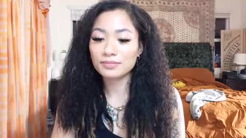 lovelyxmacii online show from February 5, 2:03 am