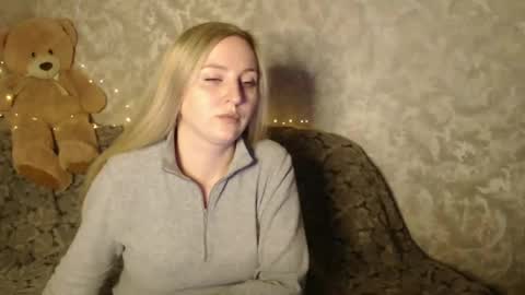 LovesRebecca online show from January 2, 10:33 pm