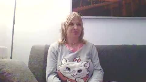 Marlyn online show from December 26, 9:58 pm