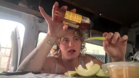 StacyMaeWish online show from March 4, 11:32 pm