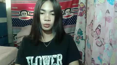loving_rhean online show from May 15, 3:00 am