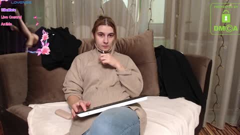 Antonia online show from February 8, 7:37 am