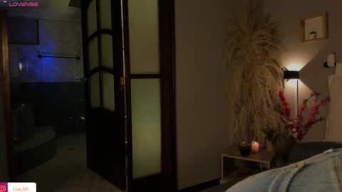  ---Goys incredible photographs online show from February 22, 1:01 pm