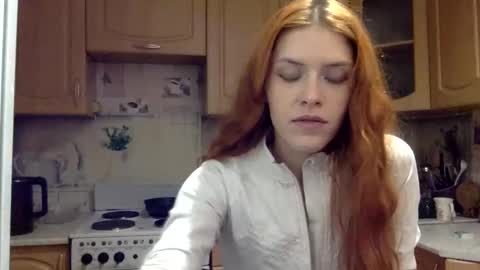 luamelie online show from October 31, 3:27 pm