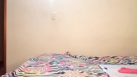 luanapowerful online show from September 22, 1:37 am