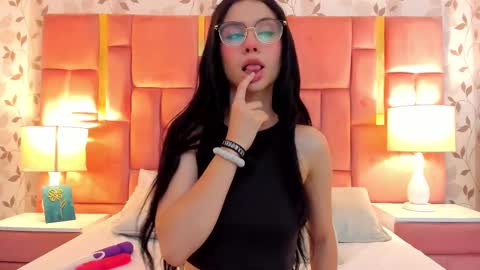 Luanastones online show from February 22, 4:29 am