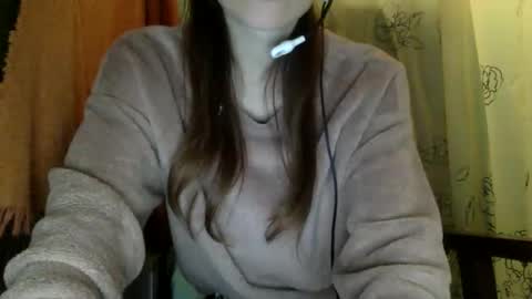 Luci Layne online show from May 10, 6:54 pm