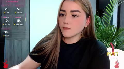 lucia star  online show from October 21, 11:09 pm