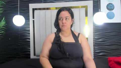 Lucia Vonne online show from February 24, 11:08 am