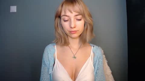 Lucy online show from February 17, 7:40 am