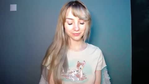 Lucy online show from January 17, 8:27 pm