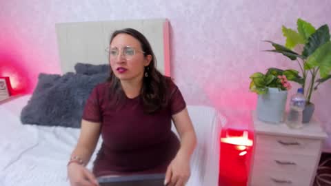 Luciiana online show from November 19, 8:31 pm