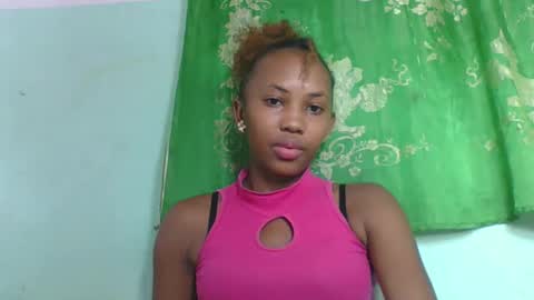 lucie196645 online show from May 11, 2:45 pm