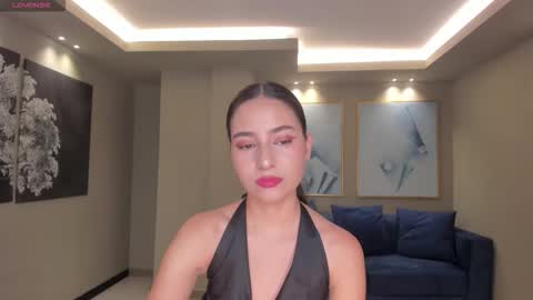 Lucie Martin online show from March 17, 7:29 pm