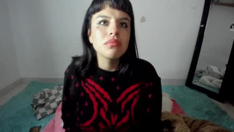 camila online show from December 19, 7:07 am