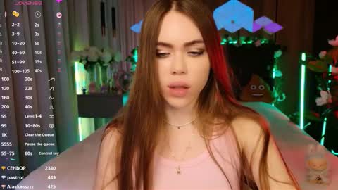 MimiFors online show from December 14, 8:03 pm