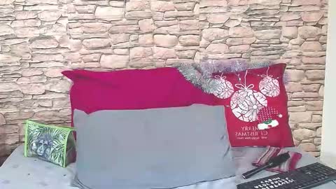 Grace online show from December 14, 7:19 pm