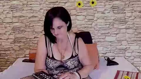 Grace online show from March 26, 7:04 pm