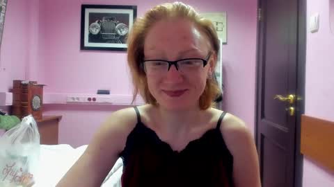 Snapshot of lucky_licky20 chatting on February 28, 3:37 am lucky_licky20 online show from February 28, 3:37 am