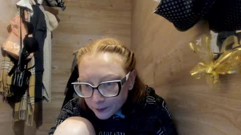Snapshot of lucky_licky20 chatting on January 5, 4:14 am lucky_licky20 online show from January 5, 4:14 am