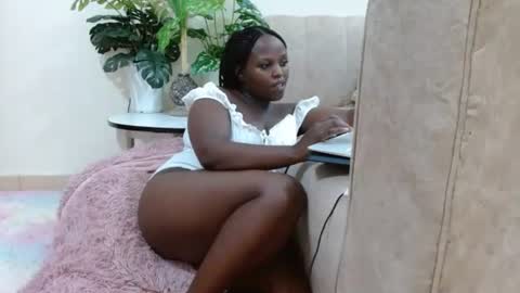 Crisiah online show from December 31, 12:00 am