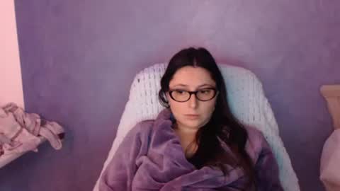 luckylinda23 online show from April 20, 6:11 pm