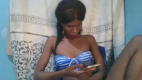 Gloria online show from December 2, 11:51 pm