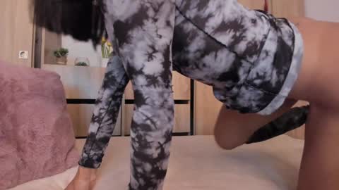 Paula           online show from February 2, 11:42 pm