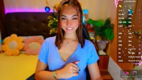 Snapshot of lucy_gray29 chatting on October 19, 10:28 am Lucy online show from October 19, 10:28 am