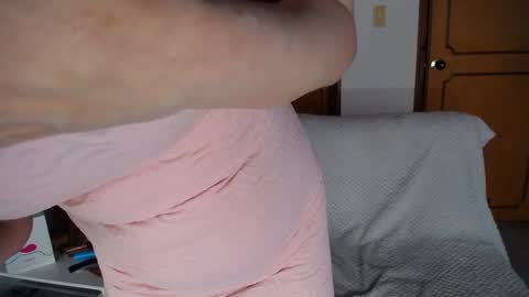  SleepyAbuela online show from March 3, 1:17 pm