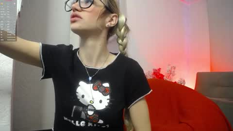 lucy online show from November 22, 7:11 am