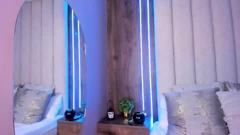 Lucy online show from November 1, 11:41 pm