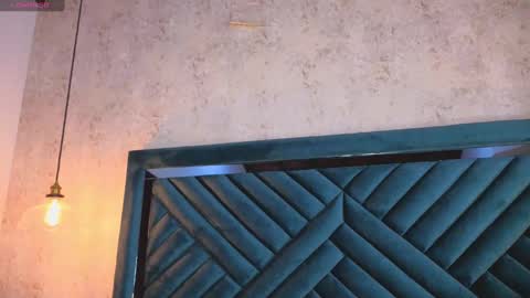 Lucy online show from October 4, 4:40 am